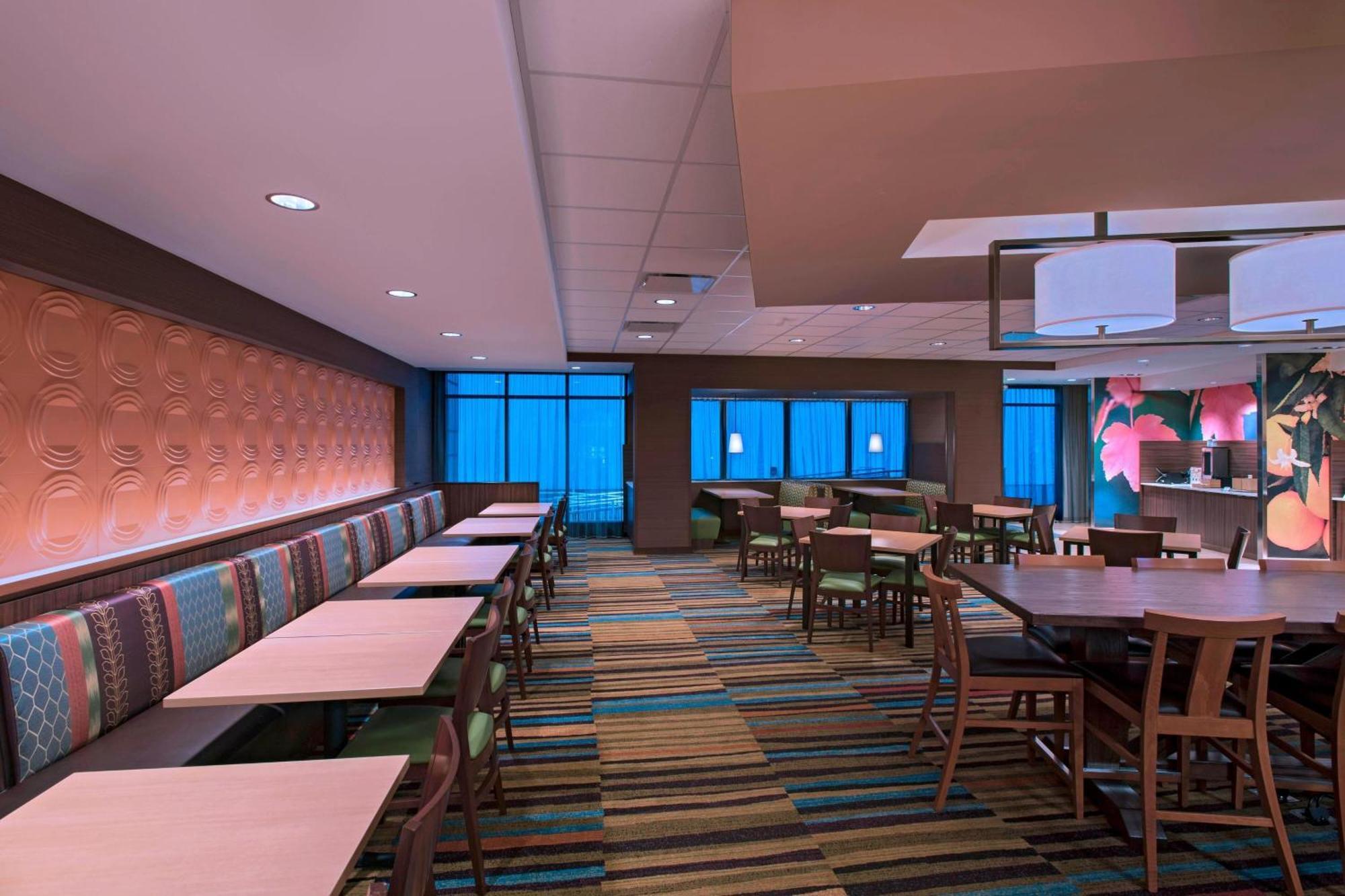 Fairfield Inn & Suites By Marriott La Crosse Downtown Exterior photo